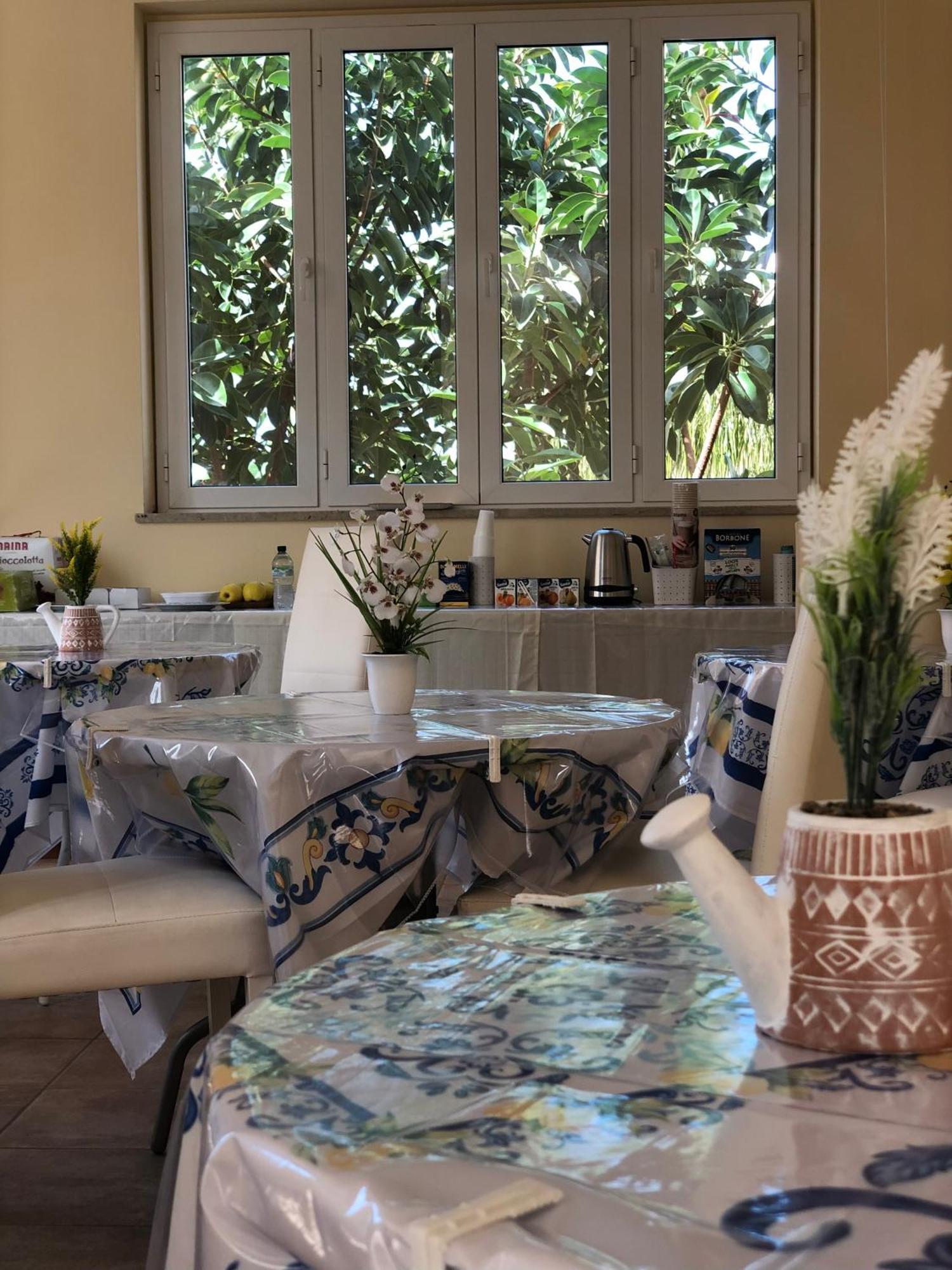 Thalassa Suite & Spa เรจโจ ดี คาลาเบีย ภายนอก รูปภาพ